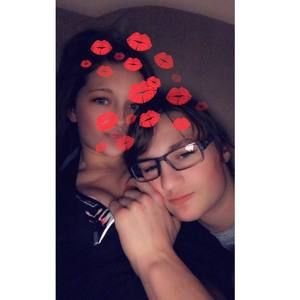 Meet your Posher, Hayley